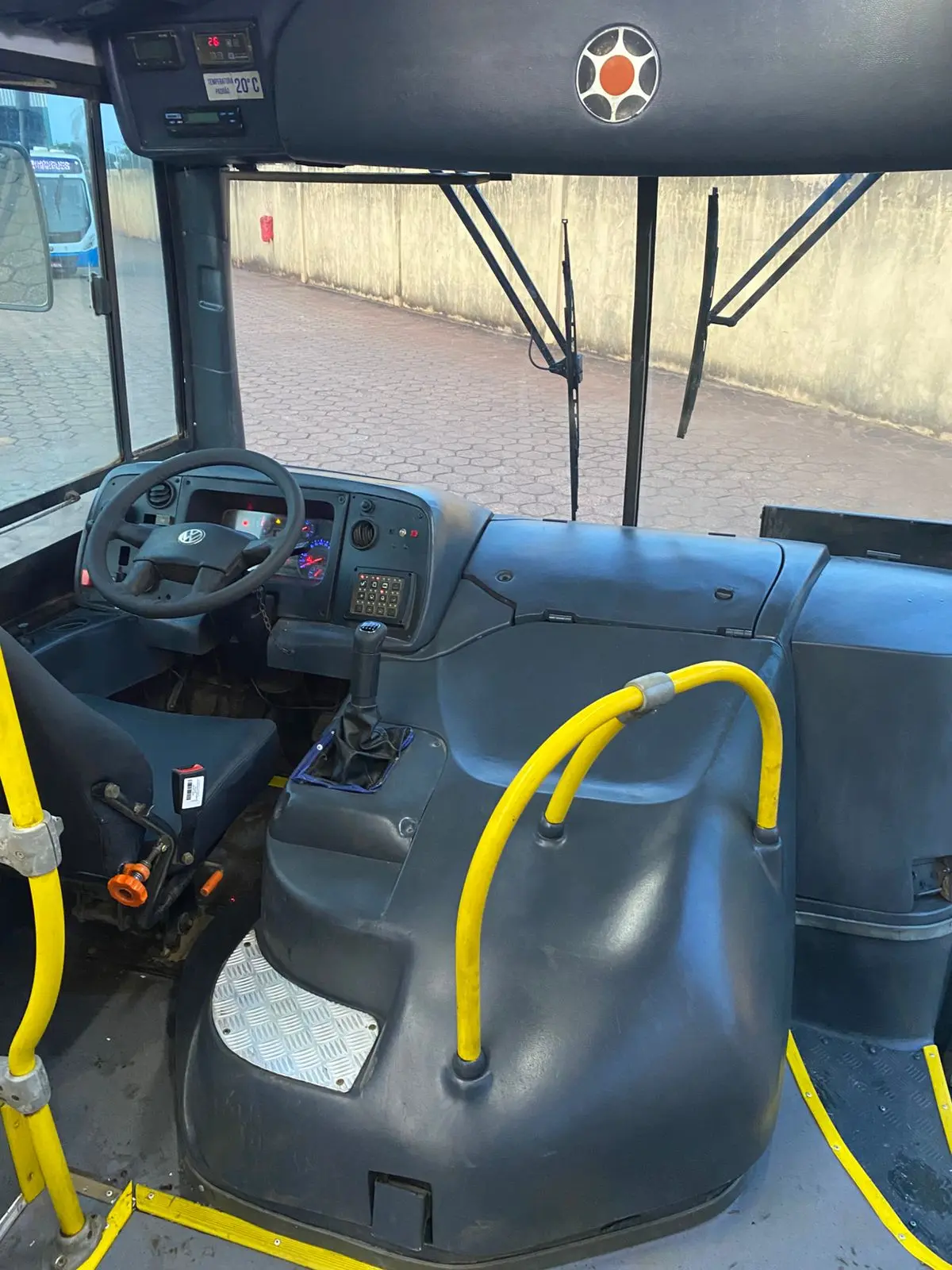 VOLKSWAGEN - MAN - Imagem 2