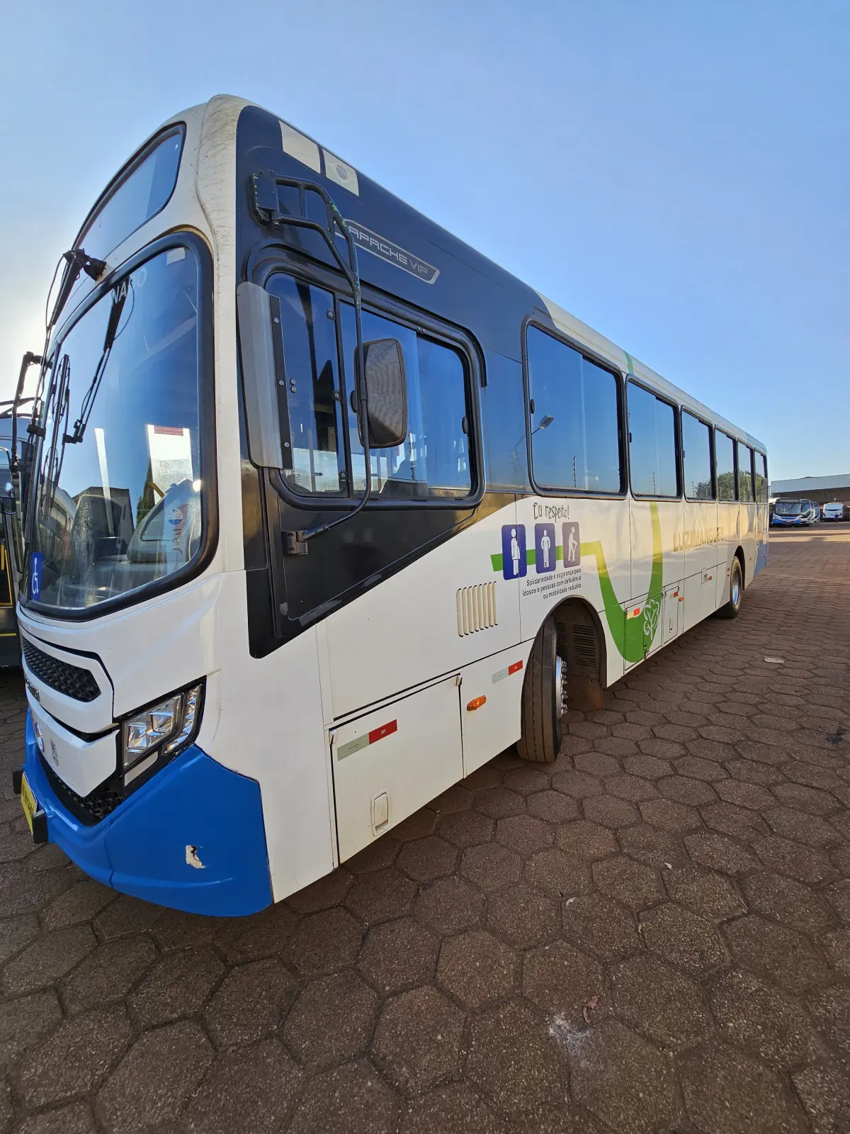 Ônibus Mercedes 2022 - Imagem 6